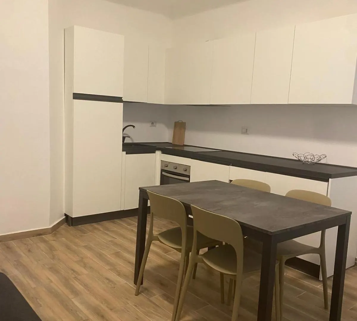 Apartment Appartamenti 5Min Da Stazione Centrale Milan Italy