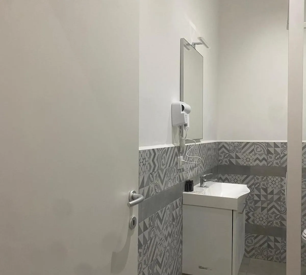 Appartamenti 5Min Da Stazione Centrale Milan Apartment
